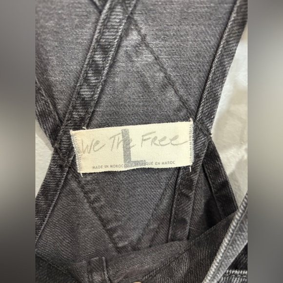We The Free Overalls Black Demim Jean Relaxed Fit Distressed Large - Picture 11 of 12